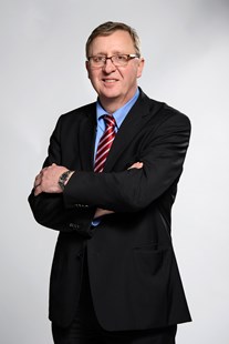 Dr. Adolf Schweer, Technischer Geschäftsführer Dr. Adolf Schweer, Technischer Geschäftsführer
