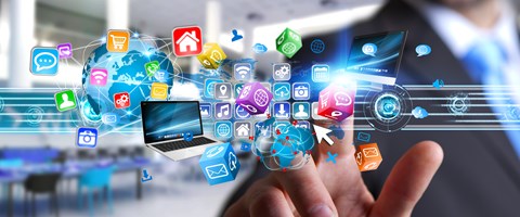 Mann im Anzug tippt mit dem Finger in einen Technologie-Strudel aus Symbolen, Würfeln und Daten - Bildmontage Mann im Anzug tippt mit dem Finger in einen Technologie-Strudel aus Symbolen, Würfeln und Daten - Bildmontage